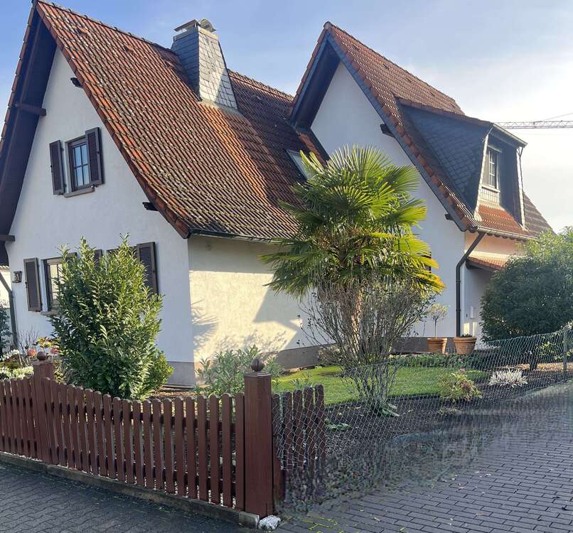 Thumbnail-Haus zum Kaufen in Rüsselsheim am Main 899.000,00 € 197 m²