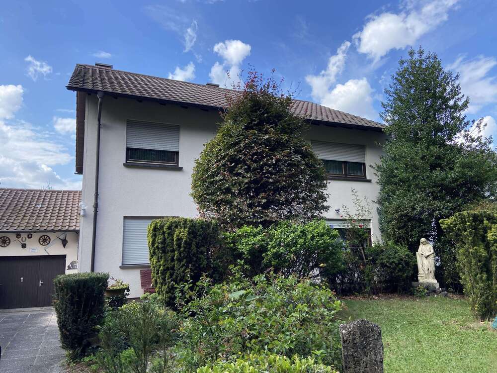 Thumbnail-Haus zum Kaufen in Saarlouis 340.000,00 € 180 m²