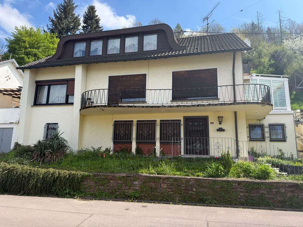 Thumbnail-Haus zum Kaufen in Merzig 349.000,00 € 255 m²
