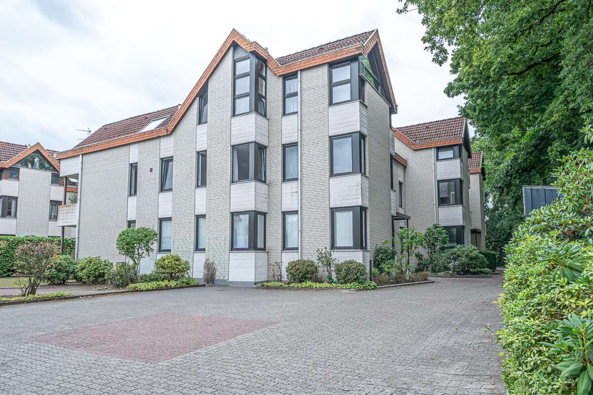 Thumbnail-Wohnung zum Kaufen in Bad Zwischenahn 185.000,00 € 59.79 m²