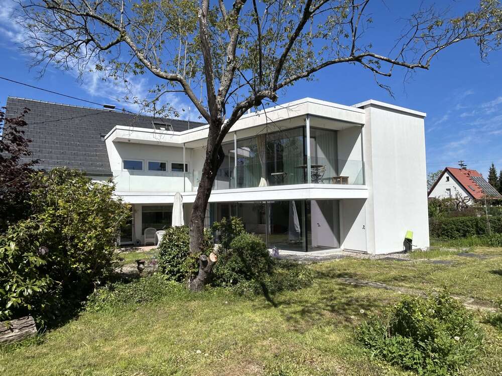 Thumbnail-Haus zum Kaufen in Straubenhard-Ottenhausen 585.000,00 € 270 m²