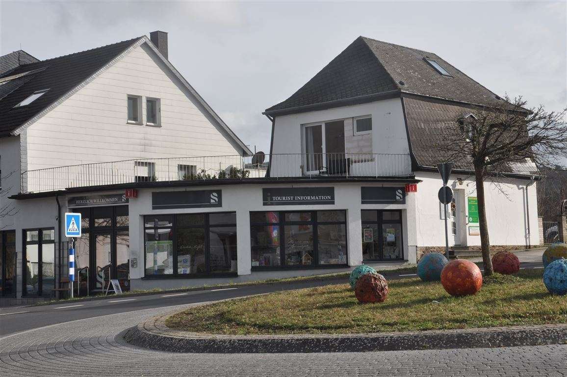 Thumbnail-Haus zum Kaufen in Schleiden , Eifel 295.000,00 € 182 m²