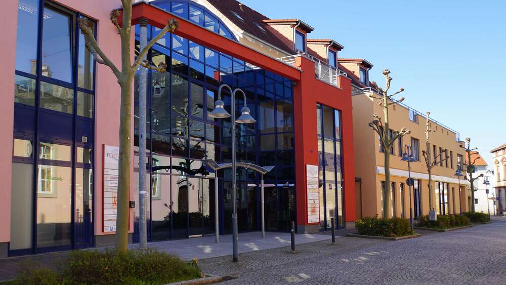 Thumbnail-Einzelhandel in Bad Sobernheim 995,00 € 70 m²