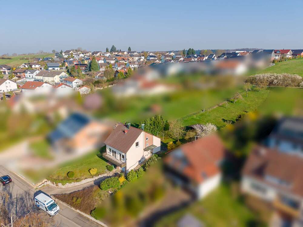Thumbnail-Haus zum Kaufen in Oberderdingen 349.000,00 € 121 m²