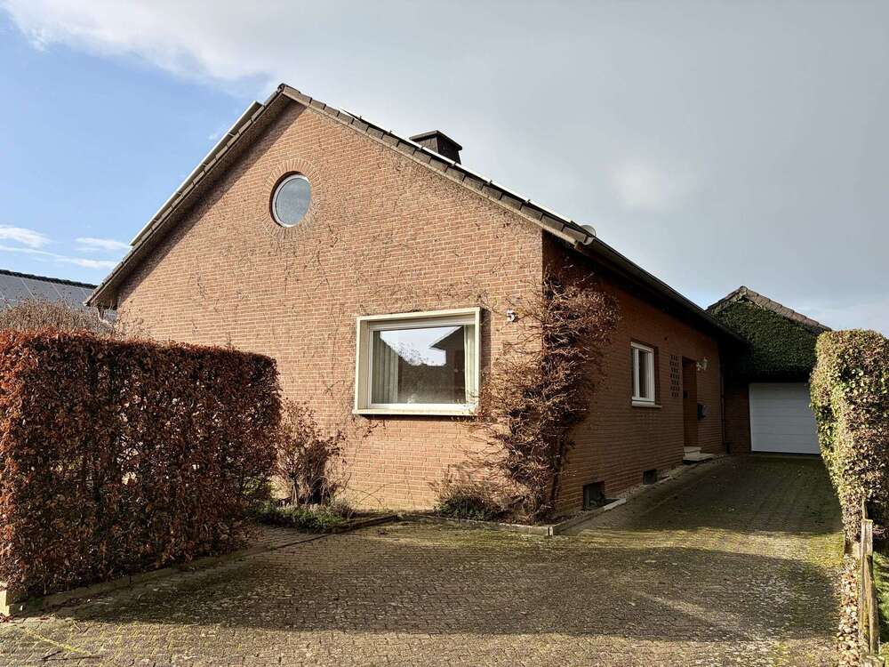Thumbnail-Haus zum Kaufen in Delbrück Westenholz 389.000,00 € 133 m²