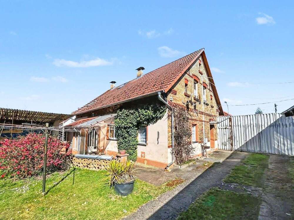 Thumbnail-Haus zum Kaufen in Gorden-Staupitz 149.000,00 € 150 m²