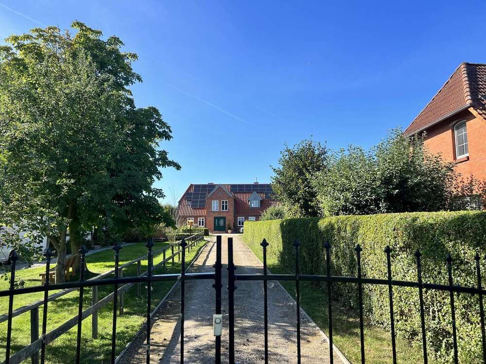 Thumbnail-Haus zum Kaufen in Insel Poel 698.000,00 € 210 m²