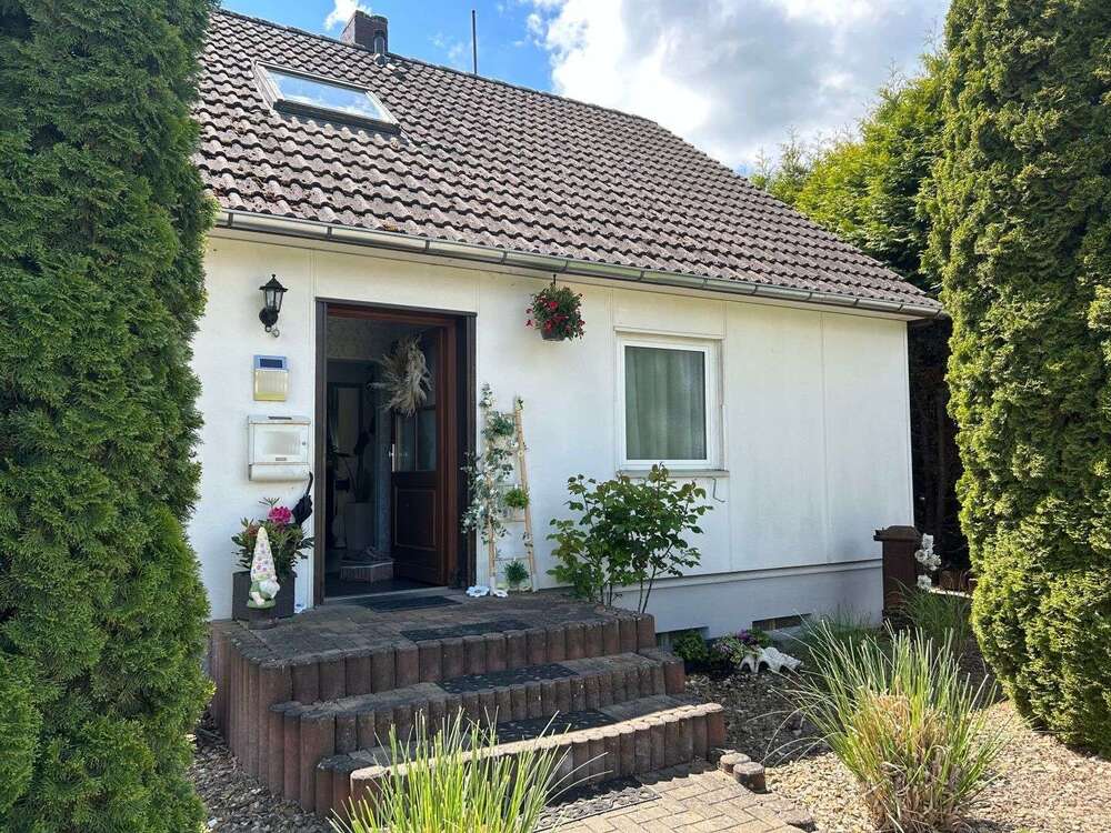 Thumbnail-Haus zum Kaufen in Salzhemmendorf 219.000,00 € 112.43 m²