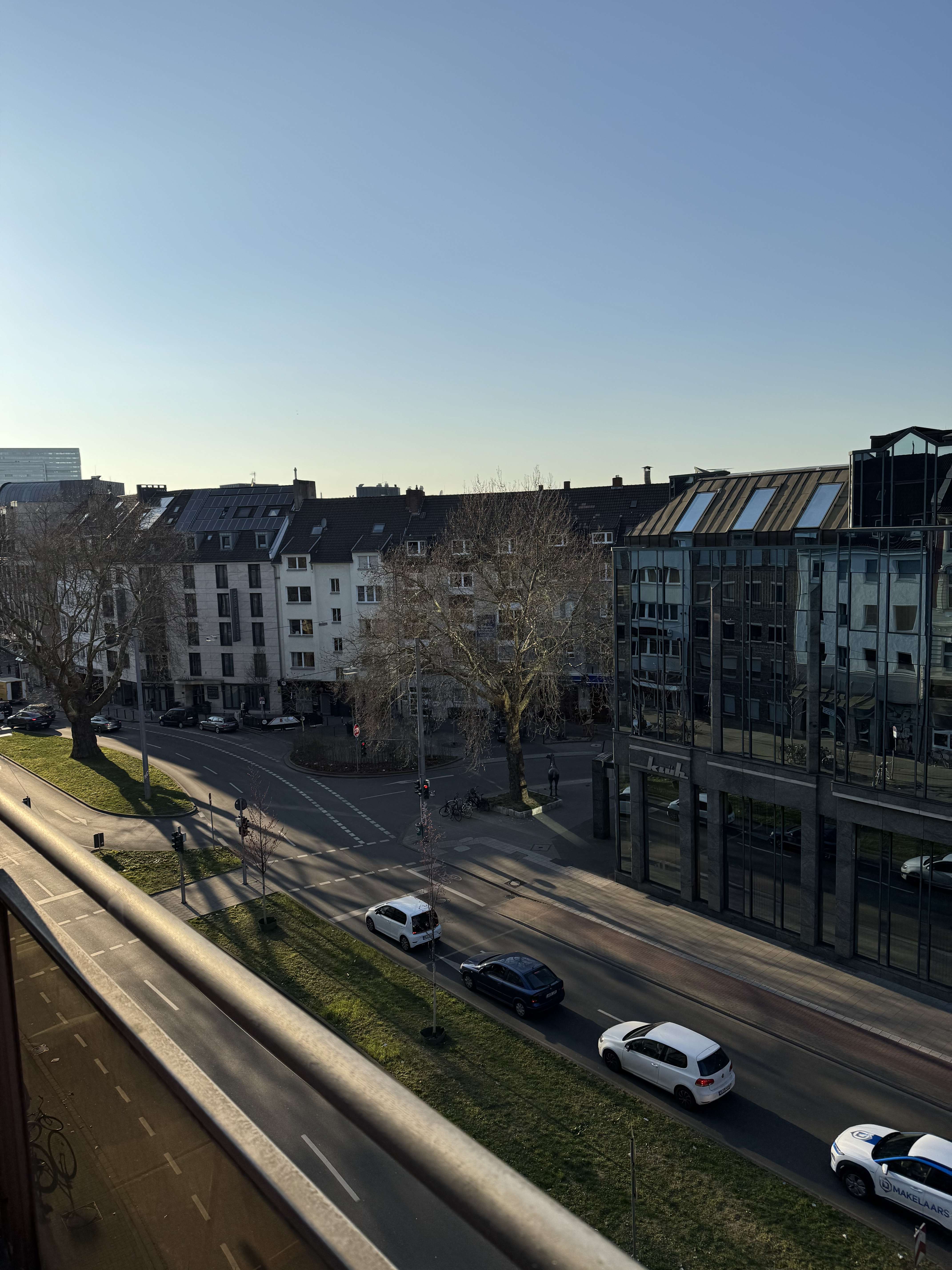 Thumbnail-Wohnung zum Kaufen in Düsseldorf 325.000,00 € 72 m²