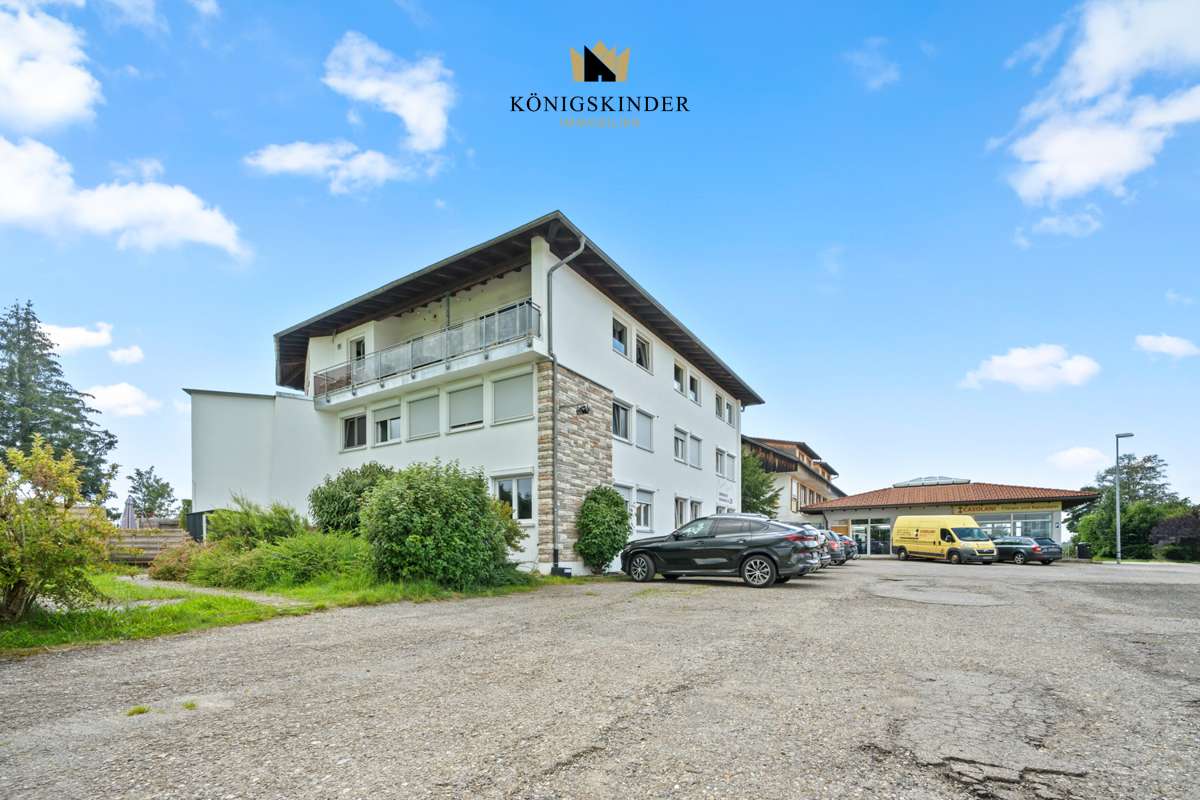 Thumbnail-Wohnung zum Kaufen in Lindenberg im Allgäu 639.000,00 € 211 m²