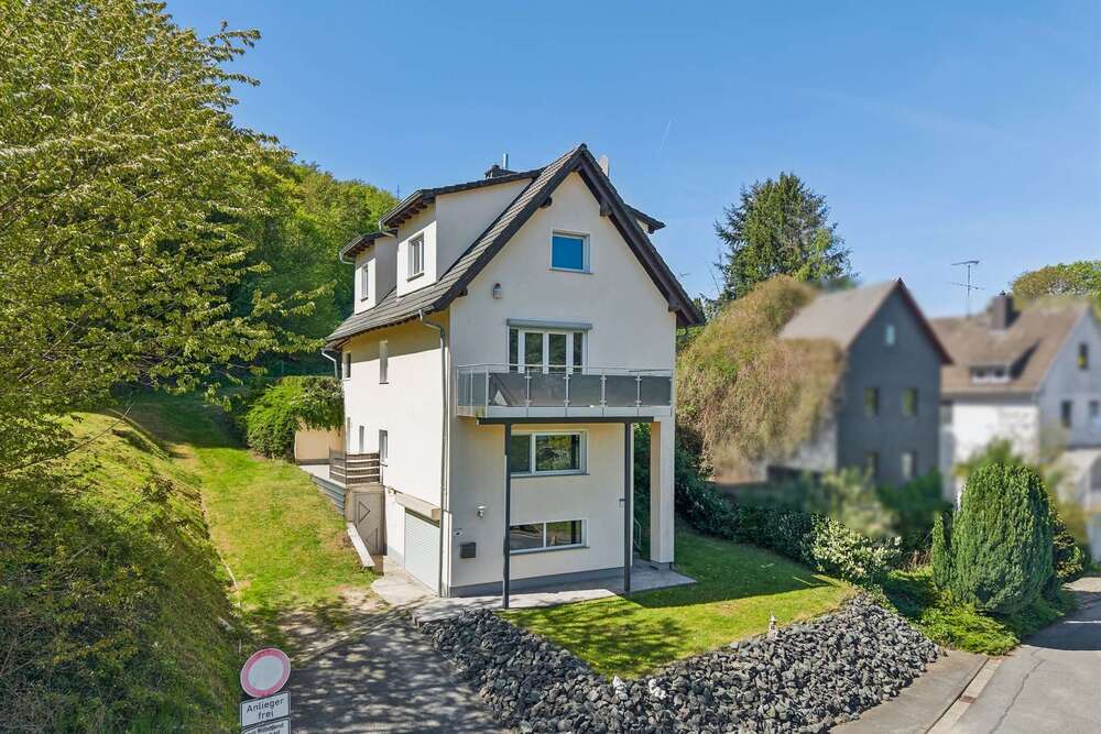 Thumbnail-Haus zum Kaufen in Weinbach 298.000,00 € 189 m²