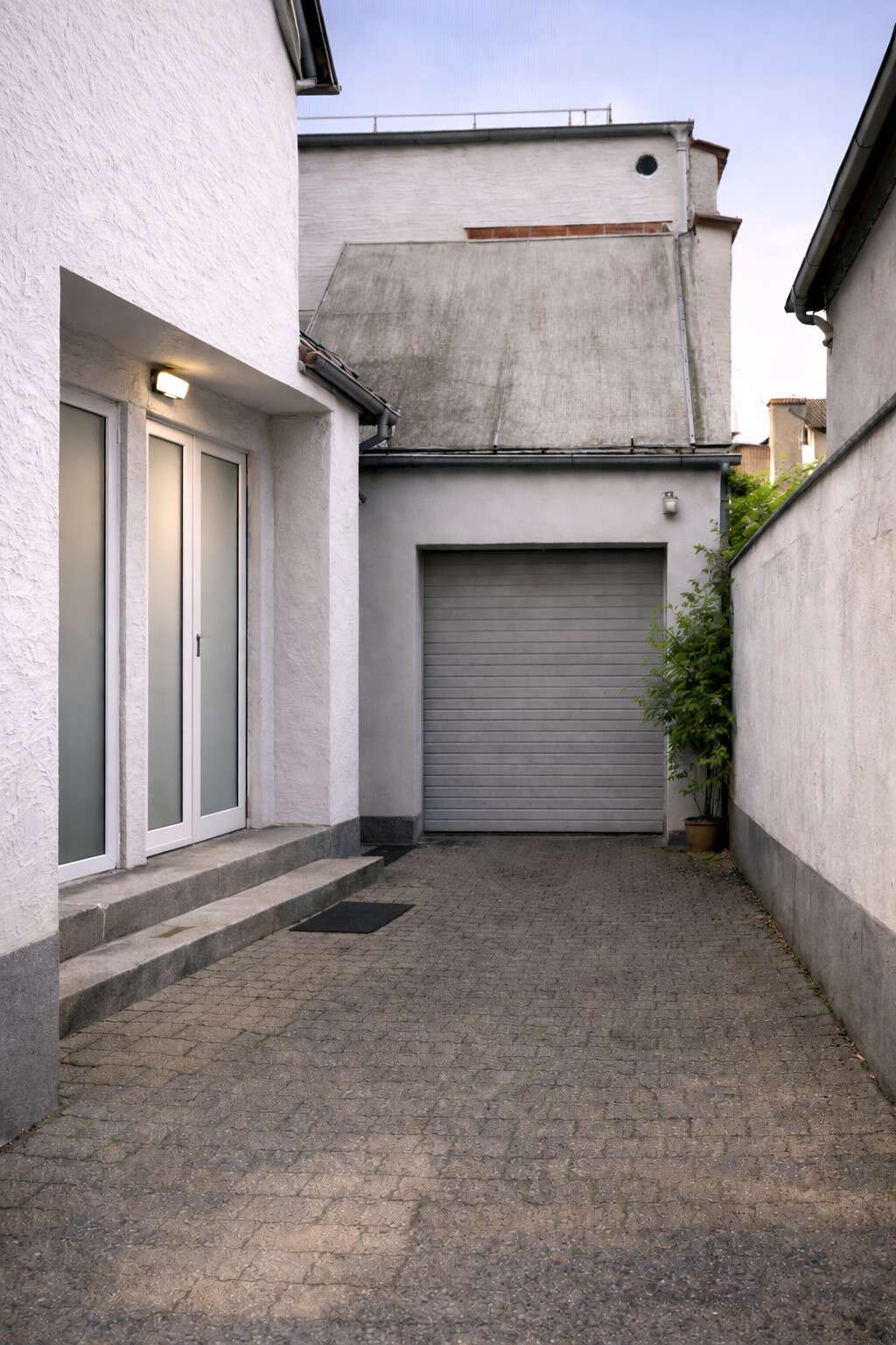 Thumbnail-Haus zum Kaufen in Hanau Steinheim am Main 420.000,00 € 211 m²