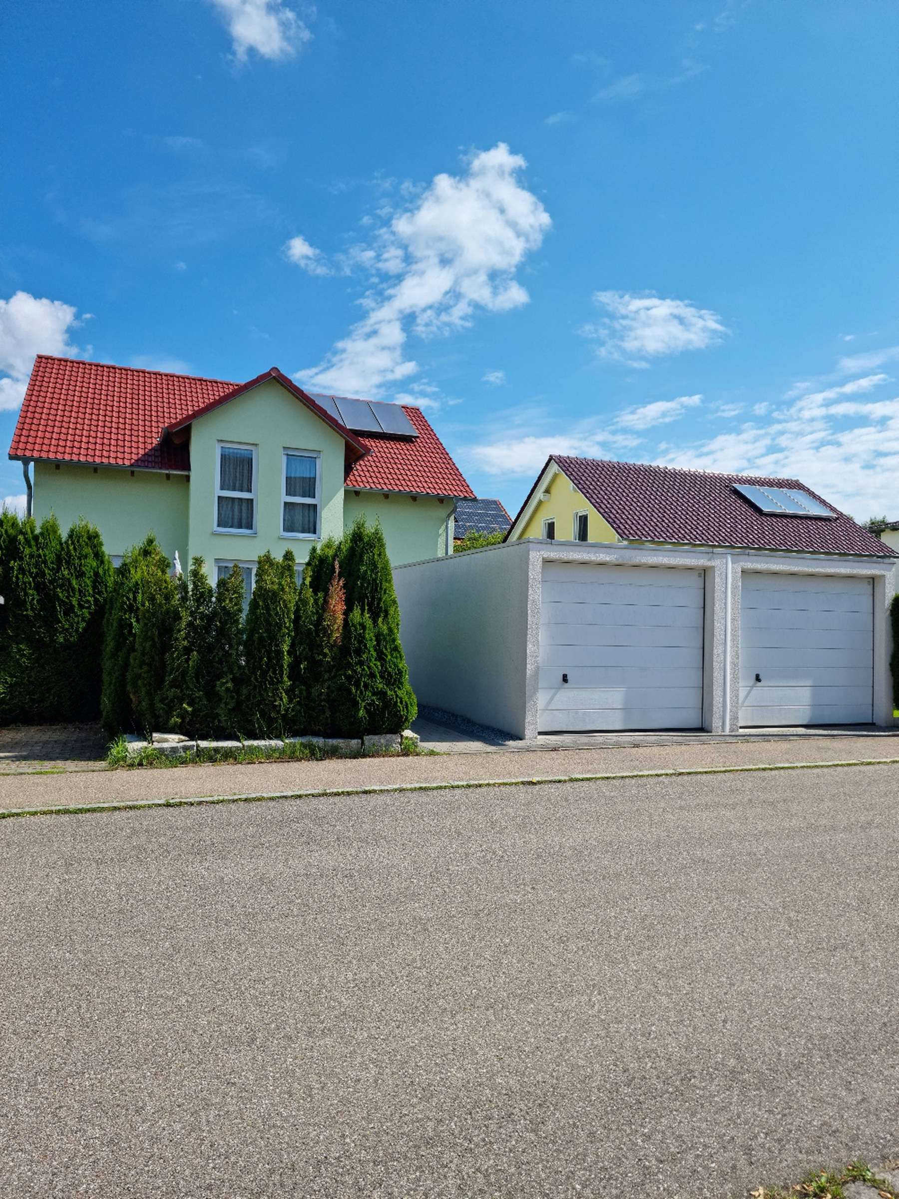 Thumbnail-Haus zum Mieten in Giengen 1.900,00 € 180 m²