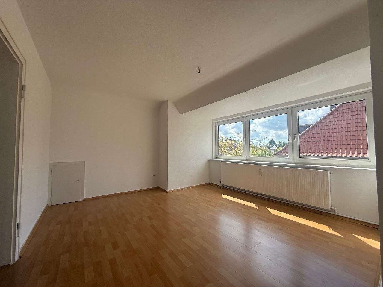 Thumbnail-Wohnung zum Mieten in Celle 300,00 € 48 m²
