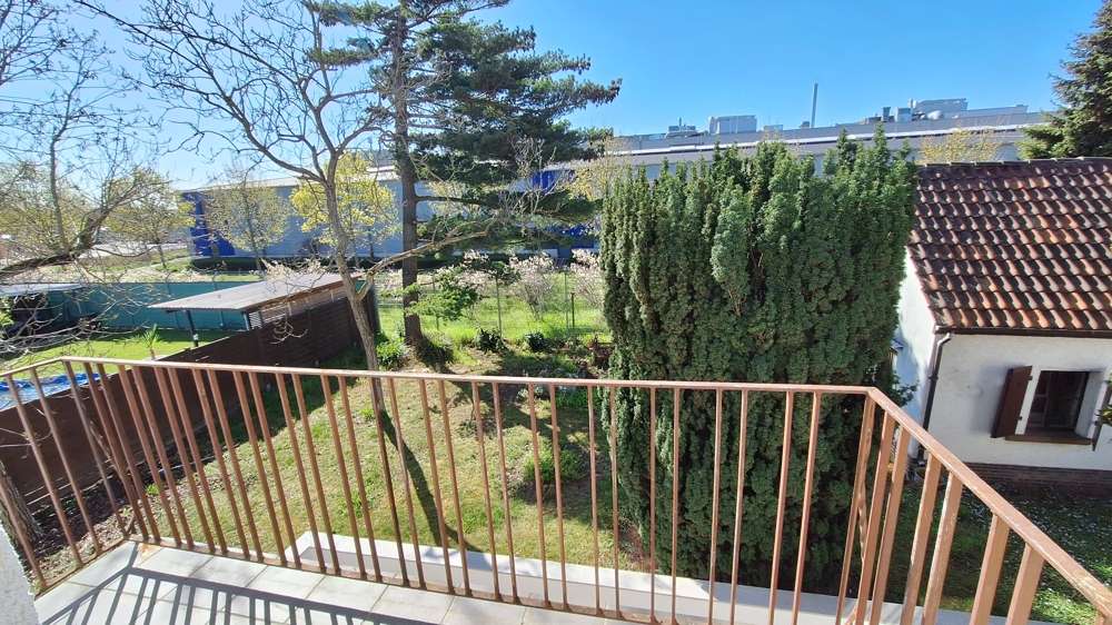 Thumbnail-Wohnung zum Mieten in Mannheim Waldhof 1.100,00 € 87.5 m²