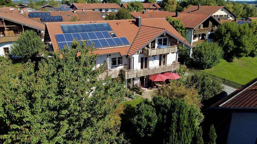 Thumbnail-Wohnung zum Kaufen in Seeon-Seebruck 1.049.000,00 € 190 m²