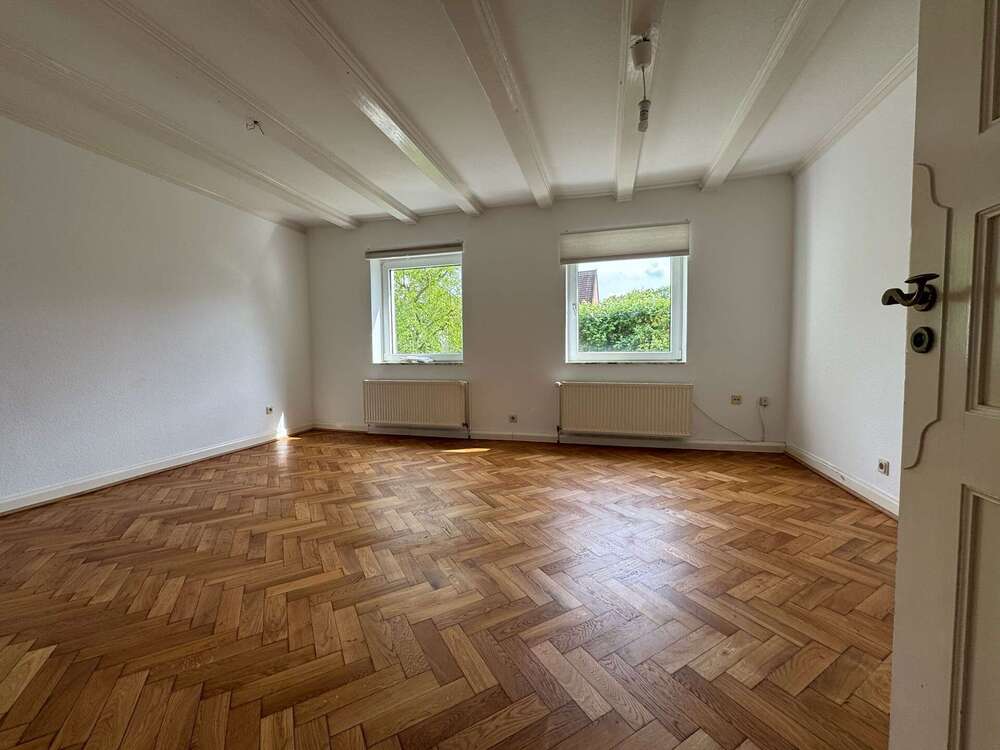 Thumbnail-Haus zum Mieten in Hannover 1.600,00 € 140 m²