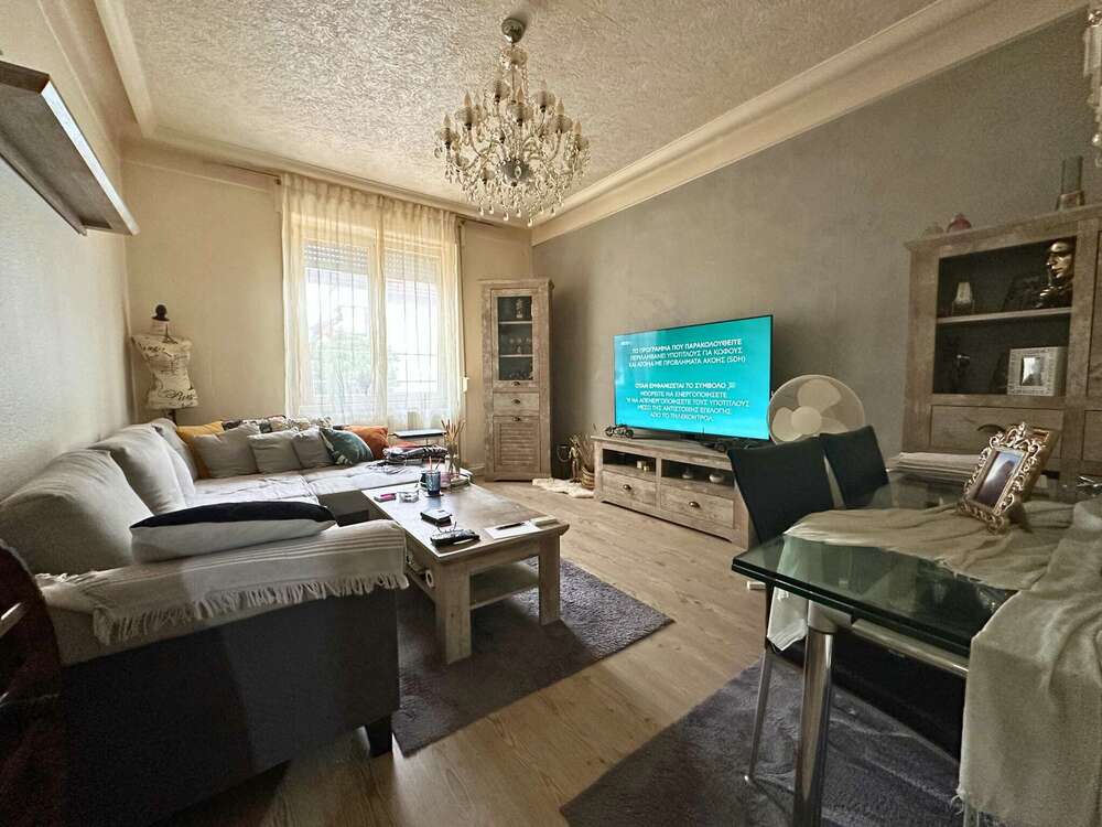 Thumbnail-Wohnung zum Kaufen in Stuttgart 297.000,00 € 77 m²