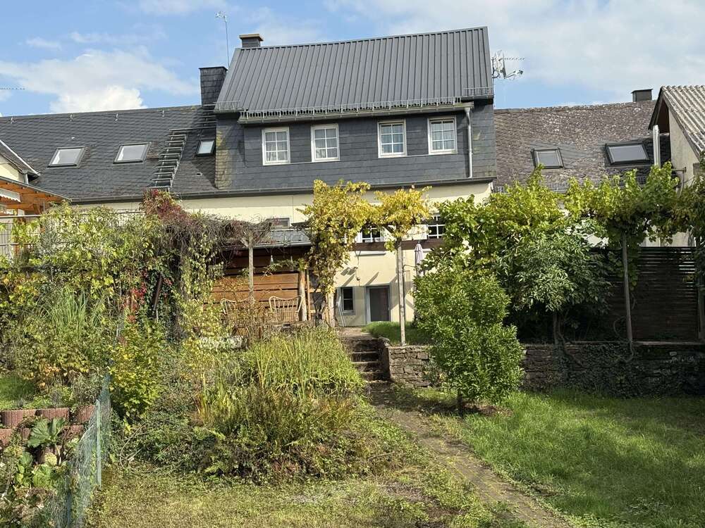 Thumbnail-Haus zum Kaufen in Manderscheid 249.000,00 € 236.58 m²