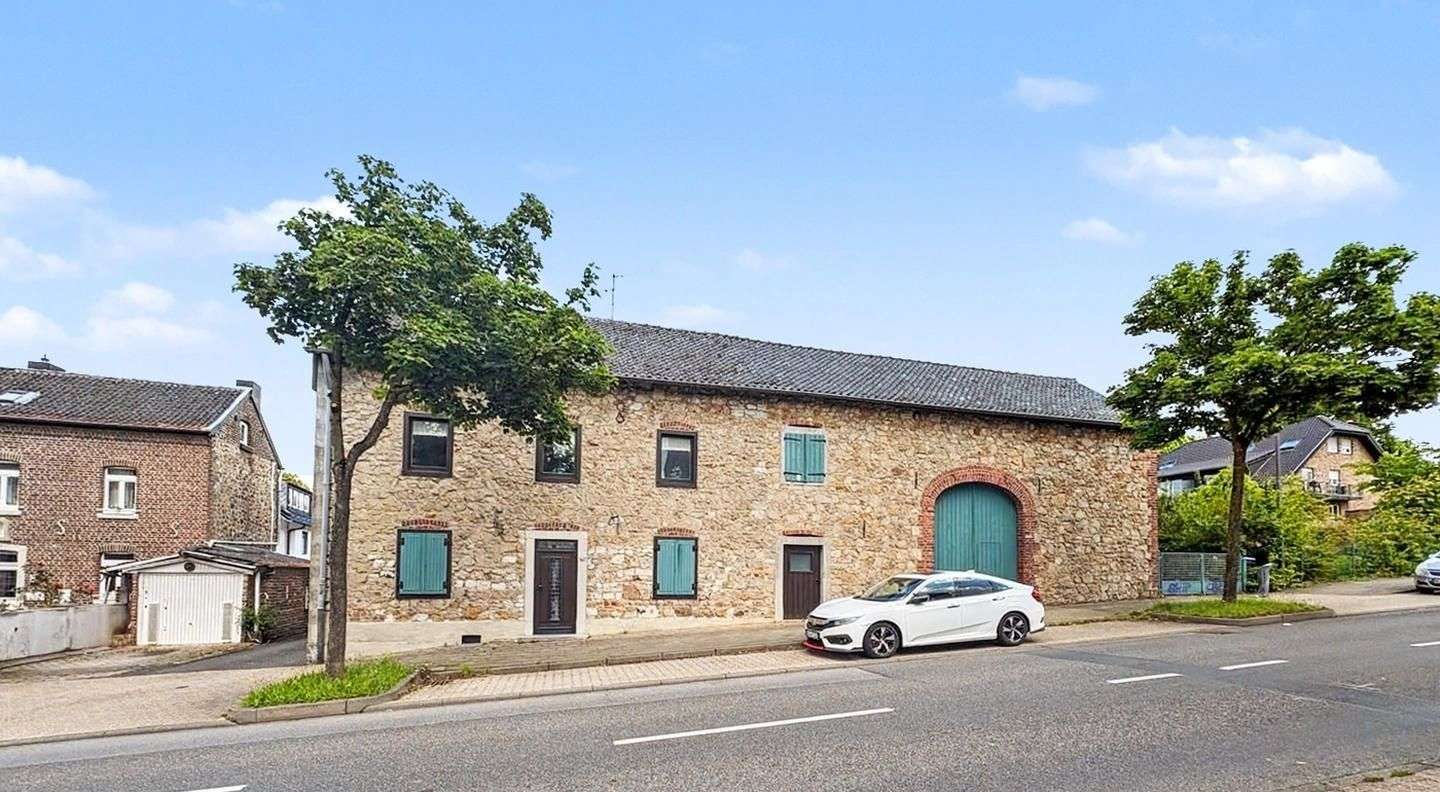 Thumbnail-Haus zum Kaufen in Aachen 785.000,00 € 150 m²
