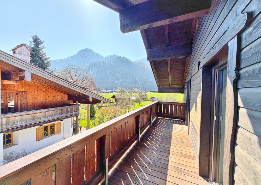 Thumbnail-Wohnung zum Mieten in Flintsbach am Inn 1.400,00 € 93.35 m²