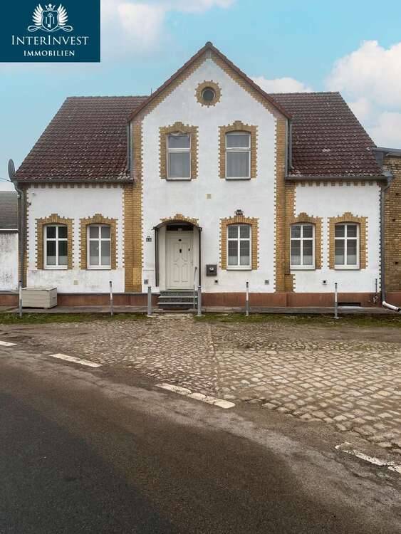 Thumbnail-Haus zum Kaufen in Niedergörsdorf OT Danna 190.000,00 € 220 m²