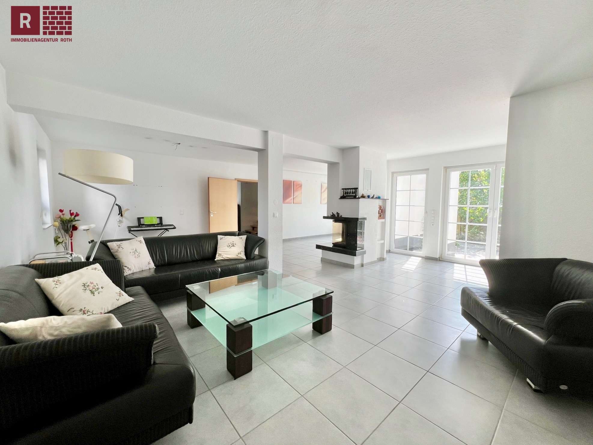 Thumbnail-Haus zum Kaufen in Frankfurt am Main 1.095.000,00 € 181 m²