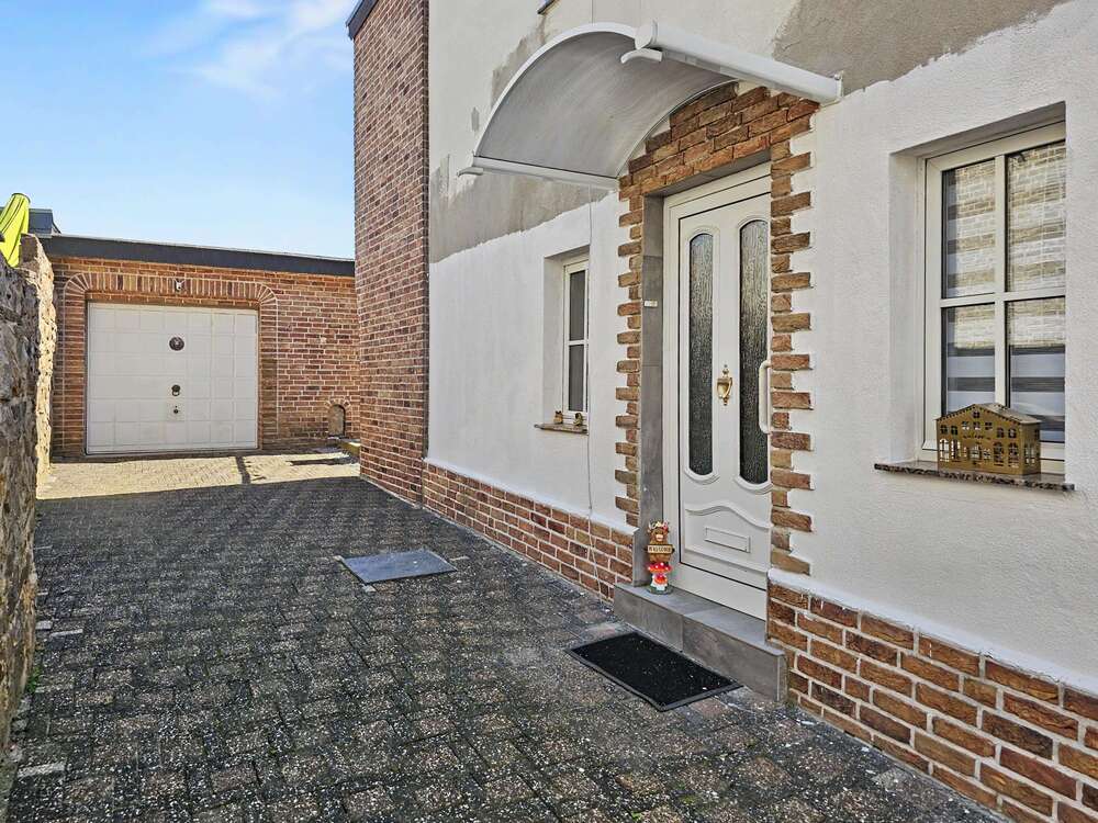 Thumbnail-Haus zum Kaufen in Eschweiler 349.000,00 € 240.71 m²