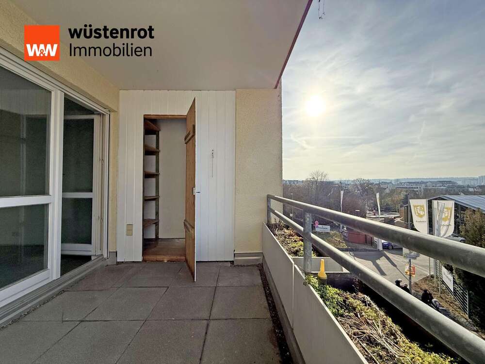 Thumbnail-Wohnung zum Kaufen in Böblingen 244.000,00 € 63 m²