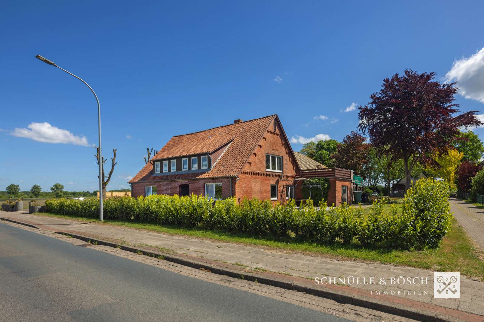 Thumbnail-Haus zum Kaufen in Hammah 375.000,00 € 266 m²