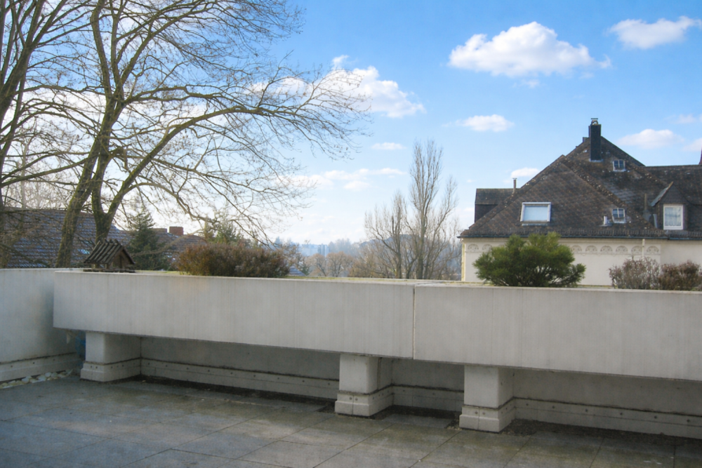 Thumbnail-Wohnung zum Kaufen in Wiesbaden 442.000,00 € 107.79 m²