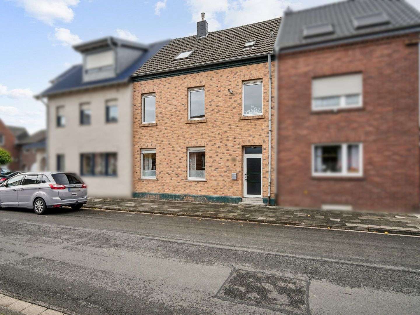 Thumbnail-Haus zum Kaufen in Heinsberg 269.000,00 € 202.53 m²