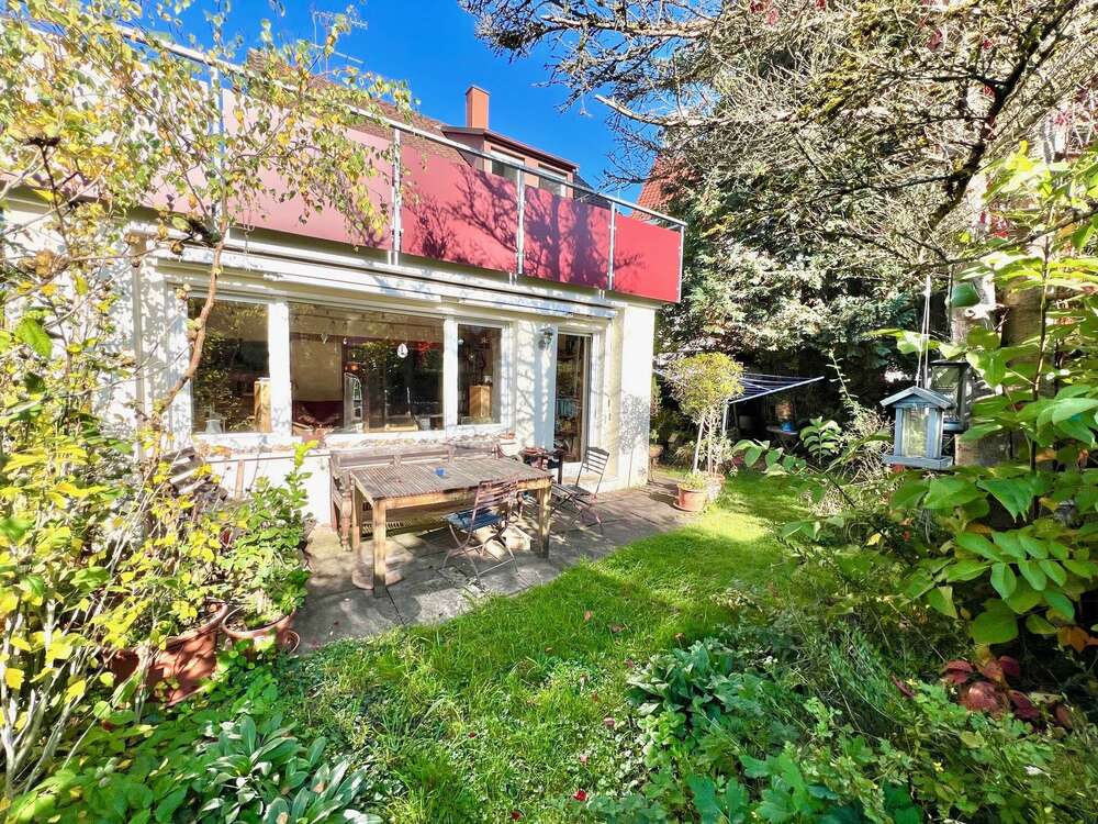 Thumbnail-Haus zum Kaufen in Stuttgart 698.000,00 € 194 m²