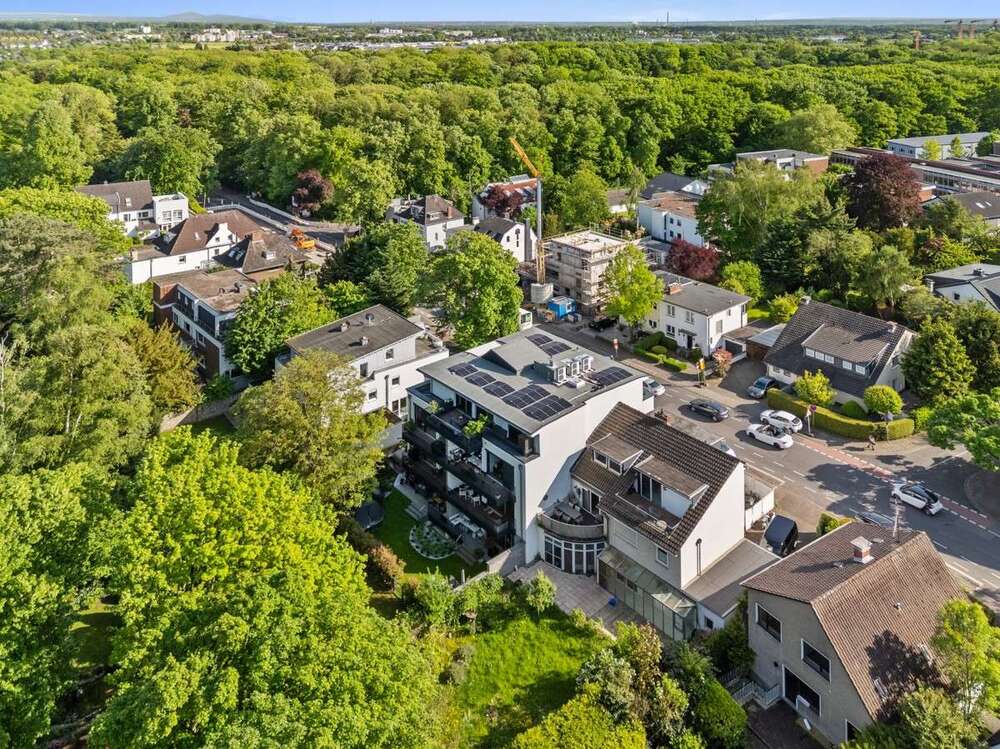 Thumbnail-Haus zum Kaufen in Köln 1.249.000,00 € 257 m²