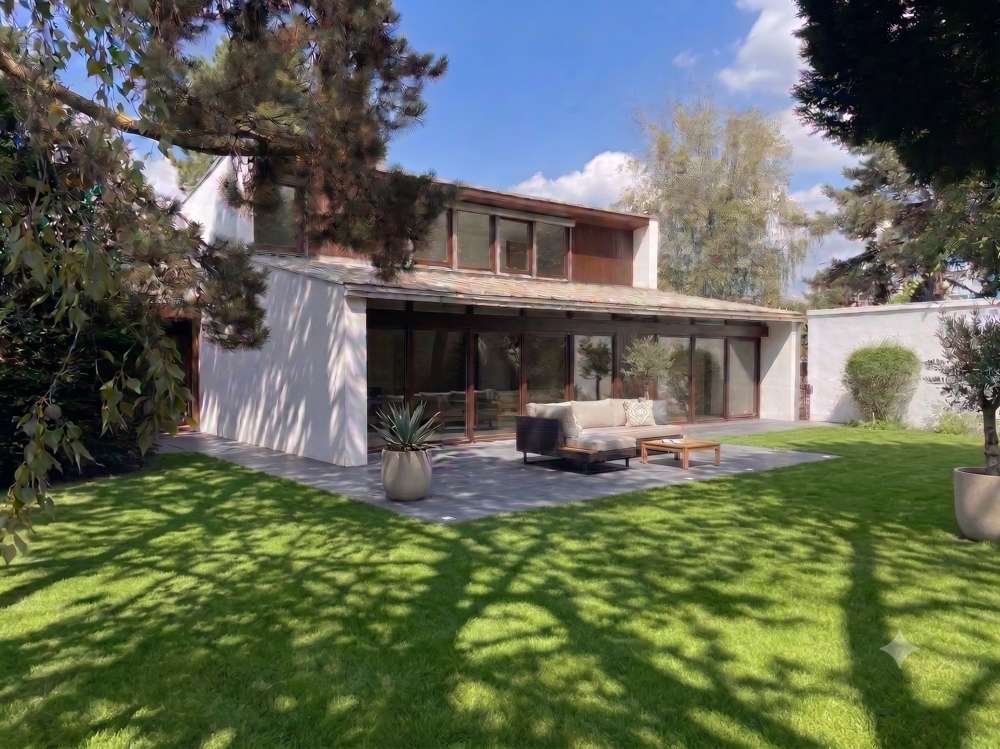Thumbnail-Haus zum Mieten in München 3.150,00 € 139.84 m²