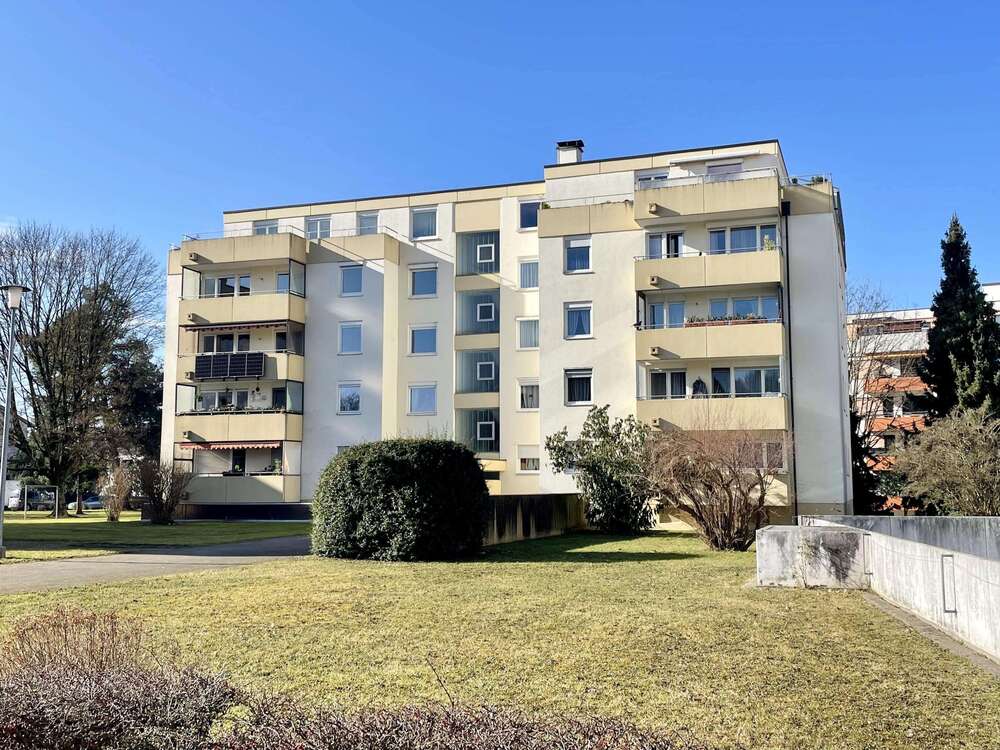 Thumbnail-Wohnung zum Kaufen in Grenzach-Wyhlen 295.000,00 € 90.2 m²