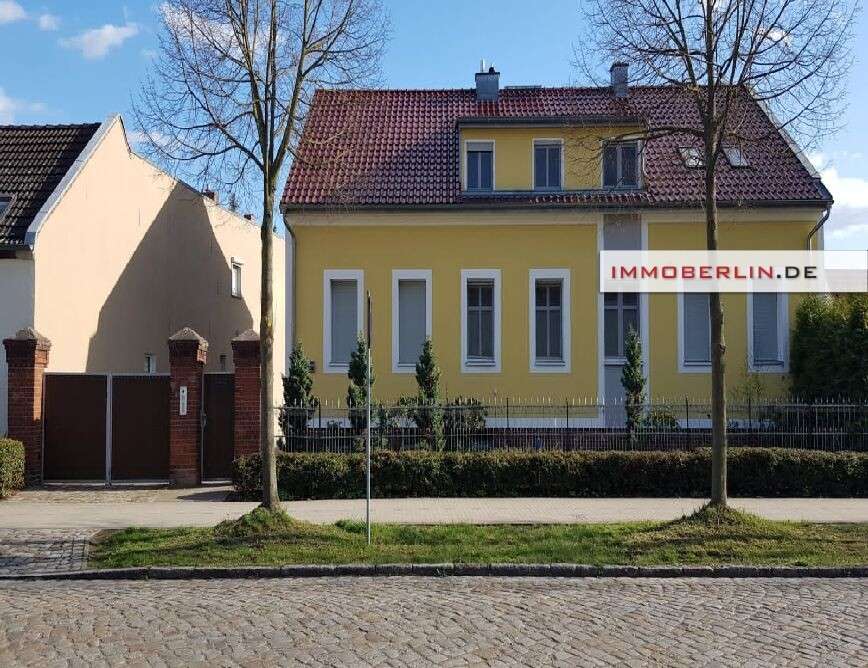 Thumbnail-Haus zum Kaufen in Großbeeren 2.200.000,00 € 400 m²