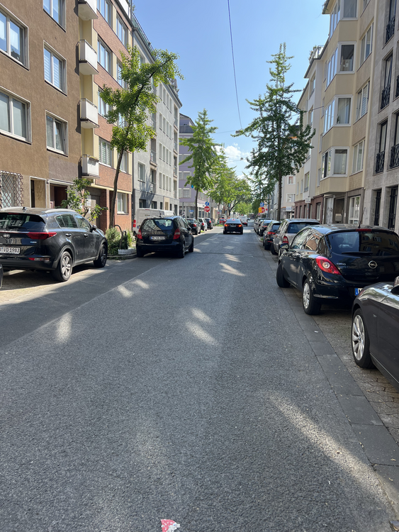 Thumbnail-Haus zum Kaufen in Düsseldorf 2.200.000,00 € 672 m²