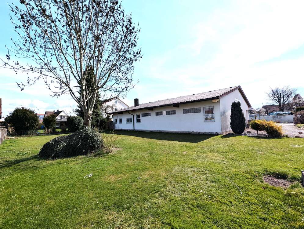 Thumbnail-Haus zum Kaufen in Illertissen 359.000,00 € 240 m²