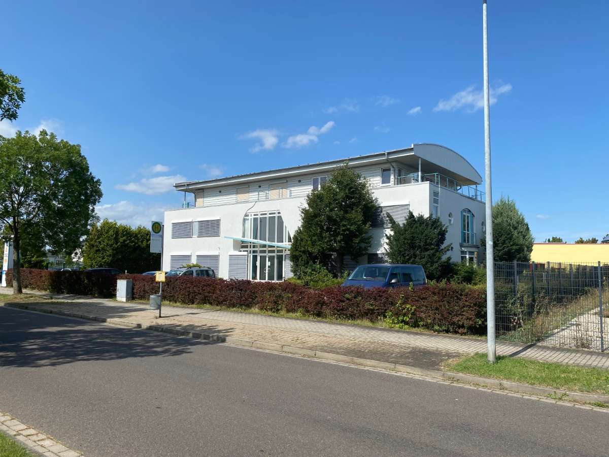 Thumbnail-Büro in Zwenkau 1.400.000,00 € 1216.97 m²