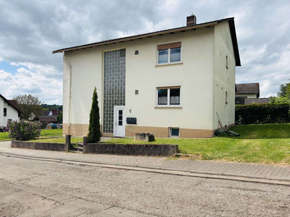Thumbnail-Haus zum Kaufen in Thaleischweiler-Fröschen 259.000,00 € 170 m²