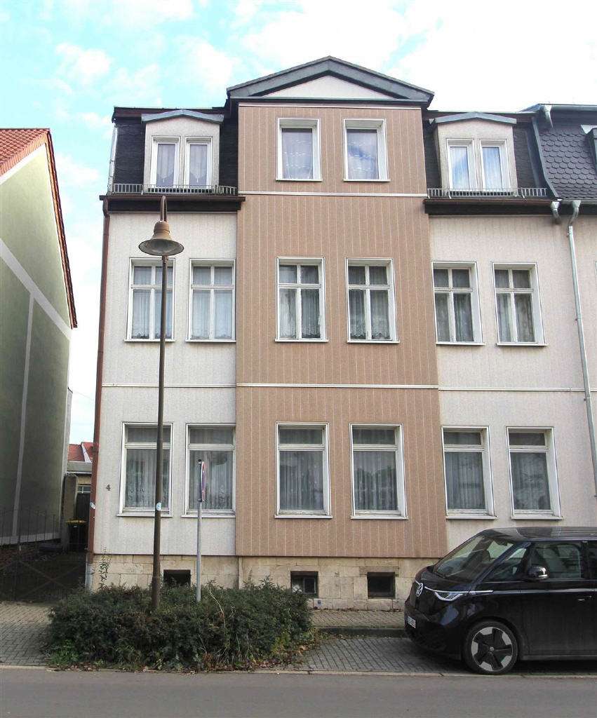 Thumbnail-Haus zum Kaufen in Naumburg (Saale)-Naumburg 99.000,00 € 247 m²