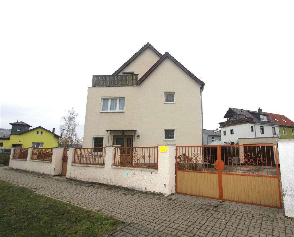 Thumbnail-Haus zum Kaufen in Naumburg (Saale)-Naumburg 155.000,00 € 118.62 m²