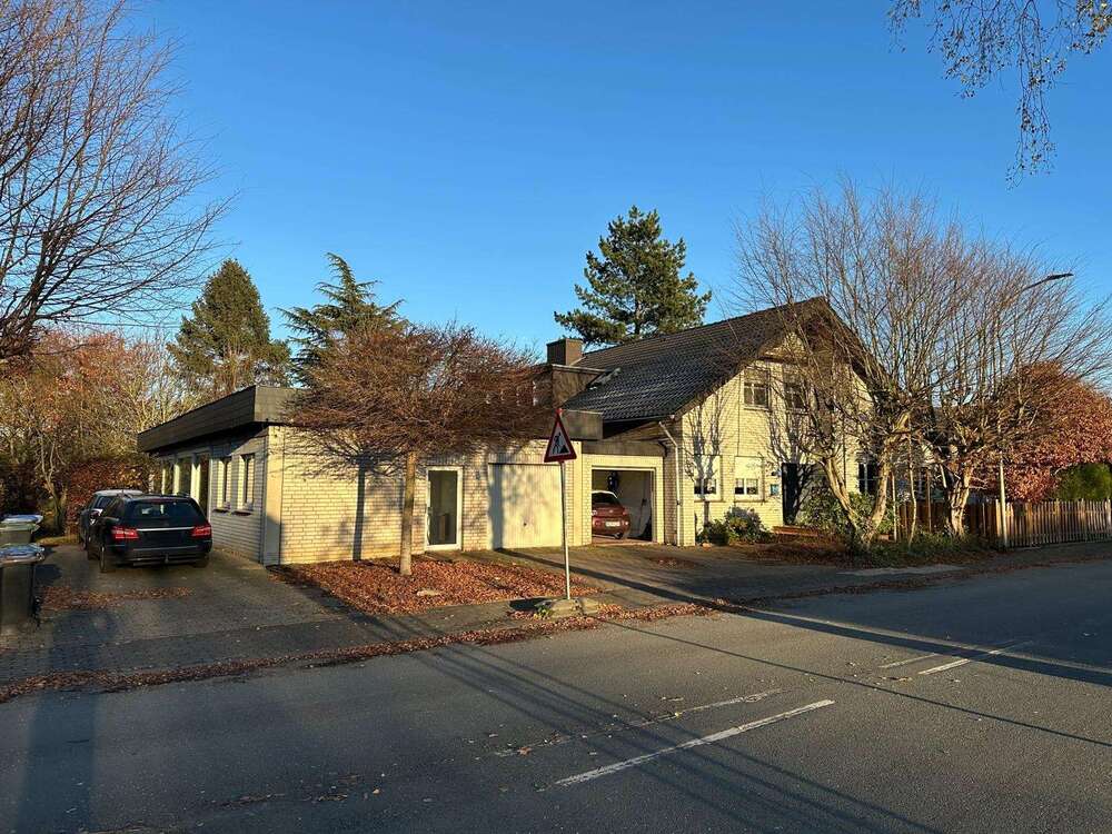 Thumbnail-Haus zum Kaufen in Löhne 430.000,00 € 214 m²