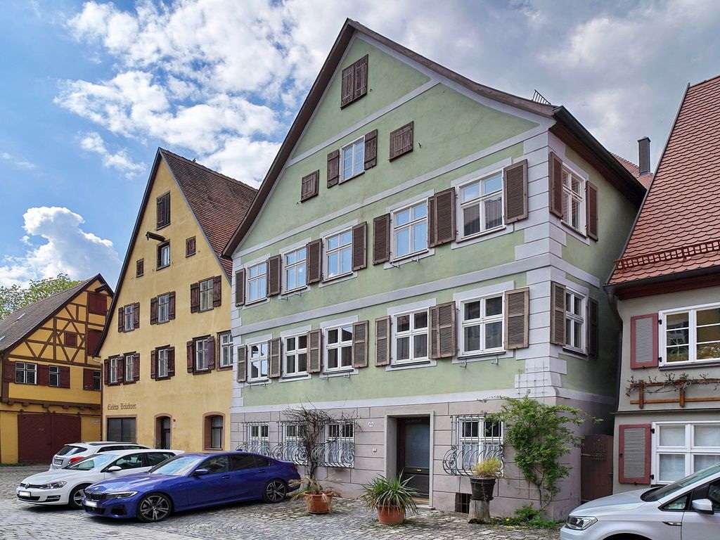 Thumbnail-Haus zum Kaufen in Dinkelsbühl 649.000,00 € 230 m²