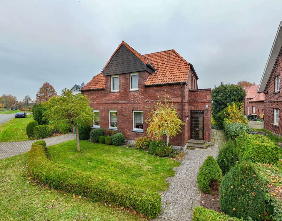 Thumbnail-Haus zum Kaufen in Ennigerloh-Enniger 249.000,00 € 130 m²