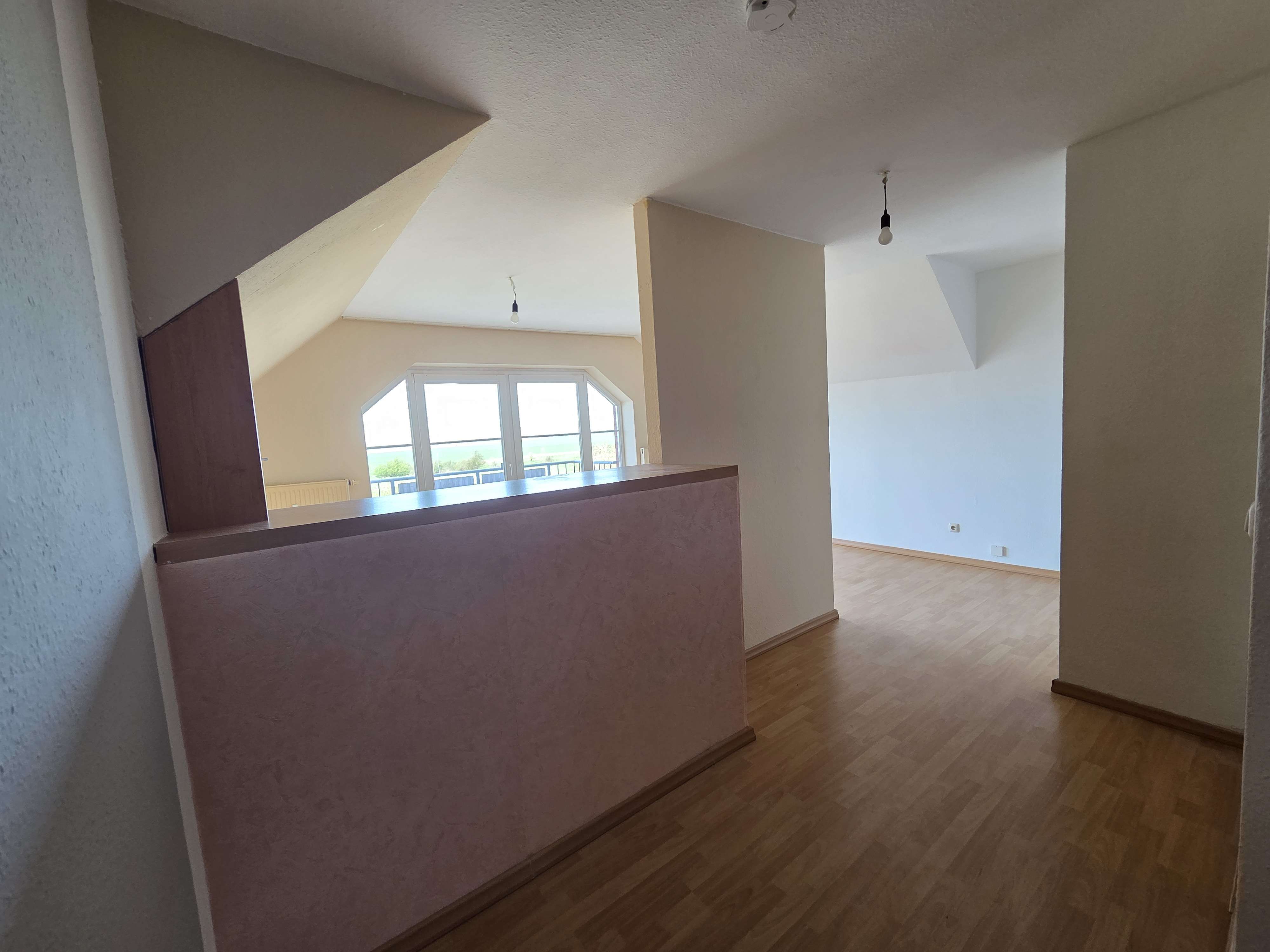 Thumbnail-Wohnung zum Mieten in Hermsdorf 350,00 € 45 m²