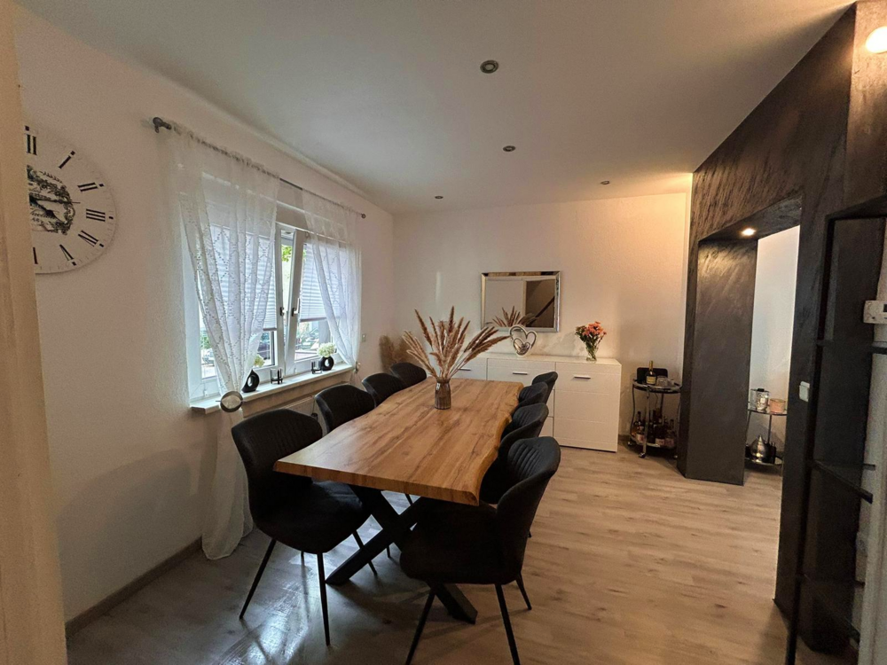 Thumbnail-Haus zum Kaufen in Duisburg 299.000,00 € 95 m²