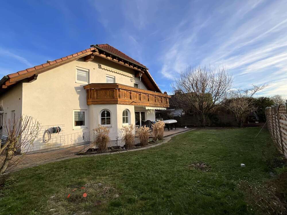 Thumbnail-Haus zum Kaufen in Neuenburg 990.000,00 € 345 m²