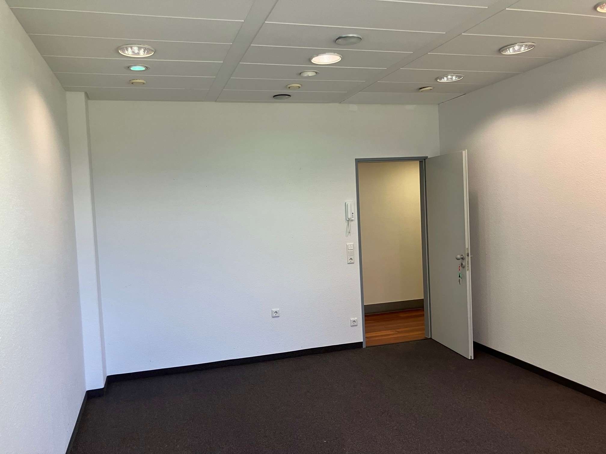Thumbnail-Büro in Düsseldorf 430,00 € 31 m²